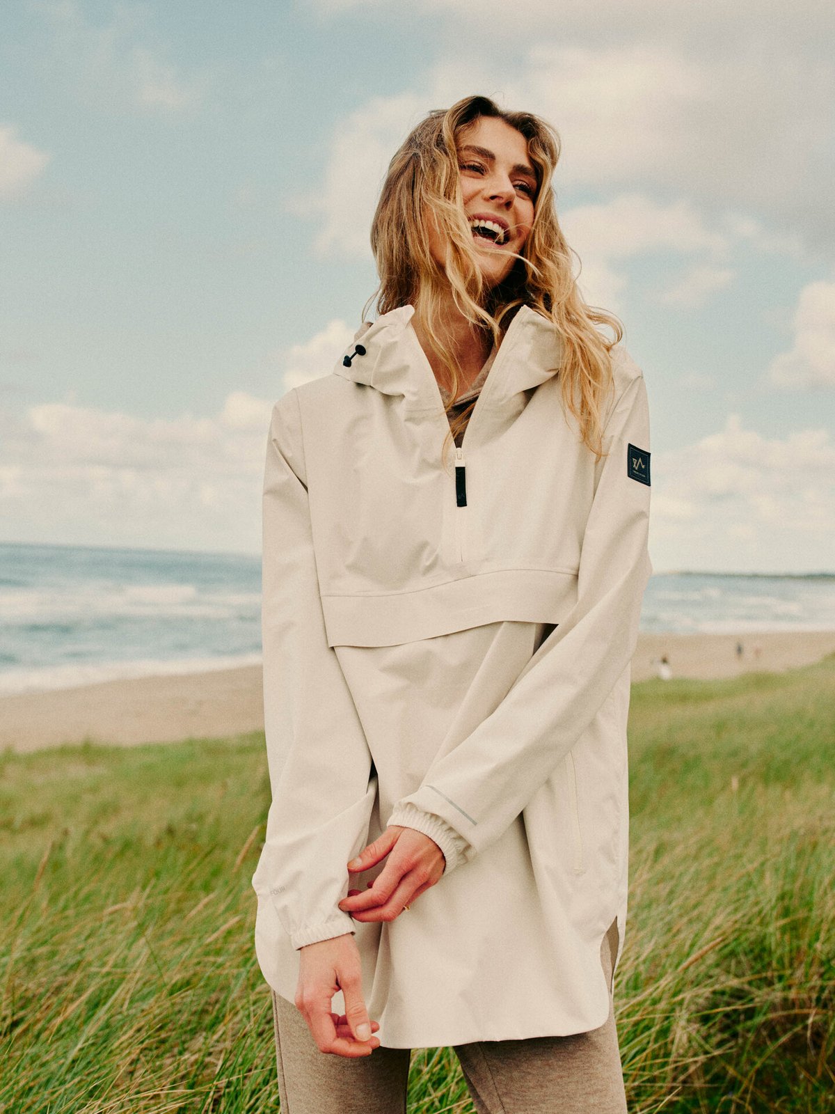 Twentyfour Mode Packable Anorak Gråhvit