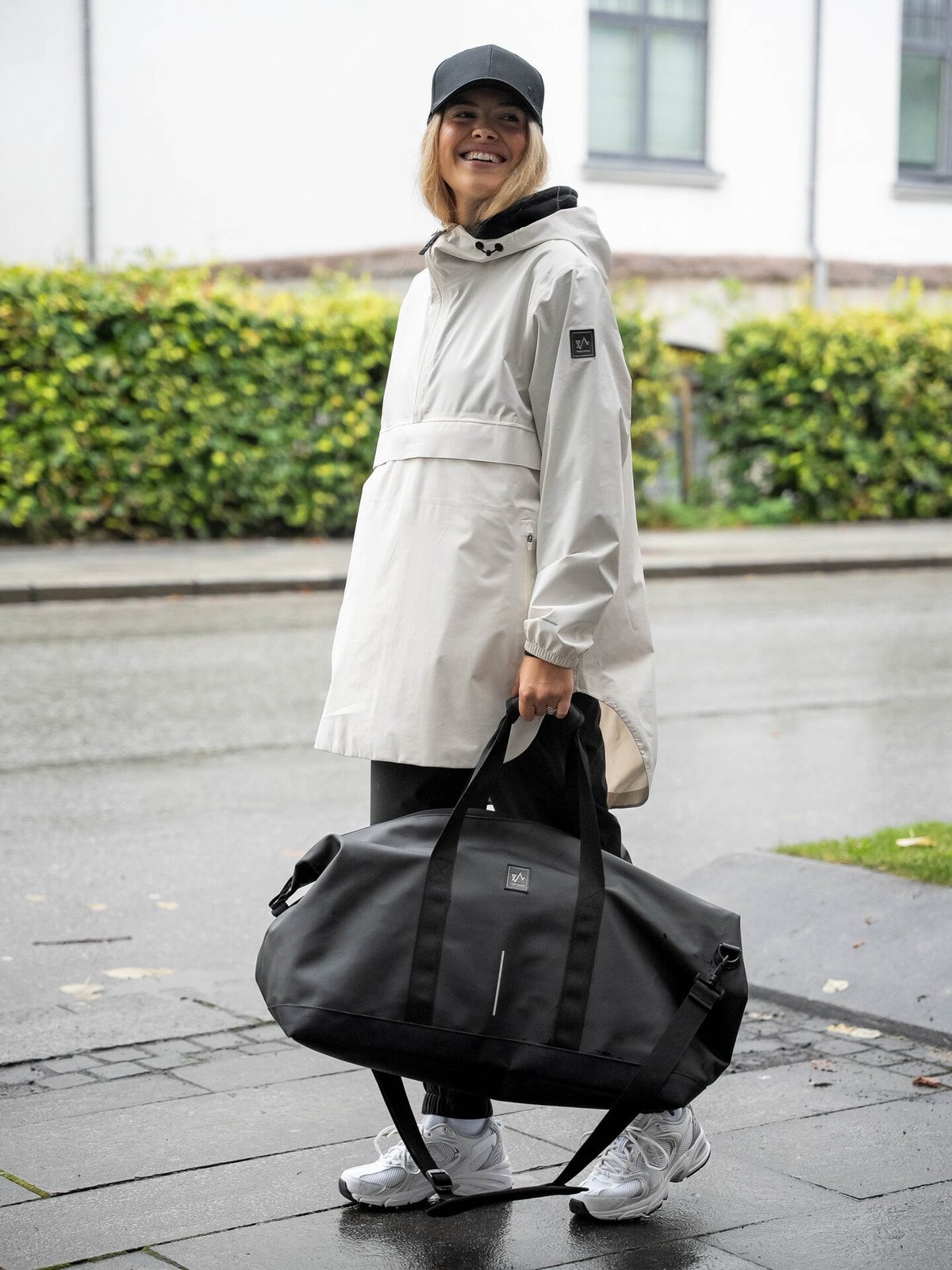 Twentyfour Mode Packable Anorak Gråhvit