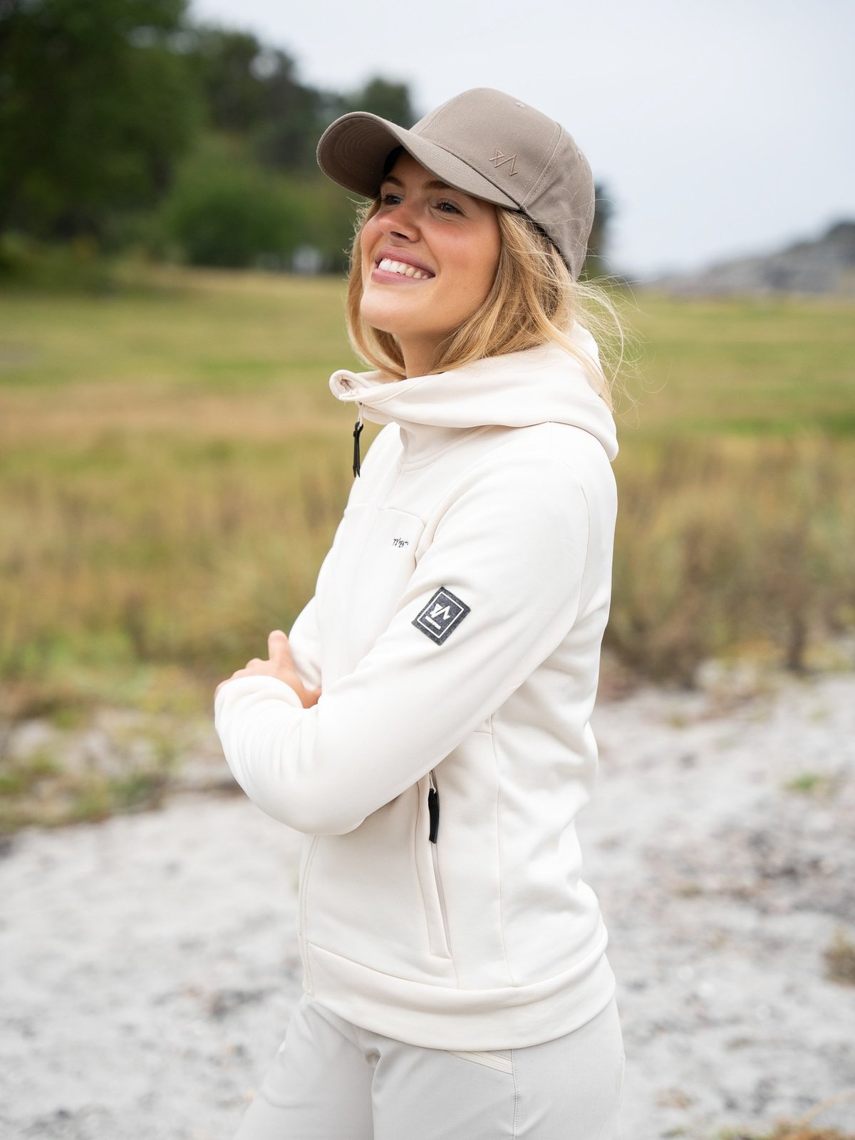 Twentyfour Venture Air Hoodie Gråhvit