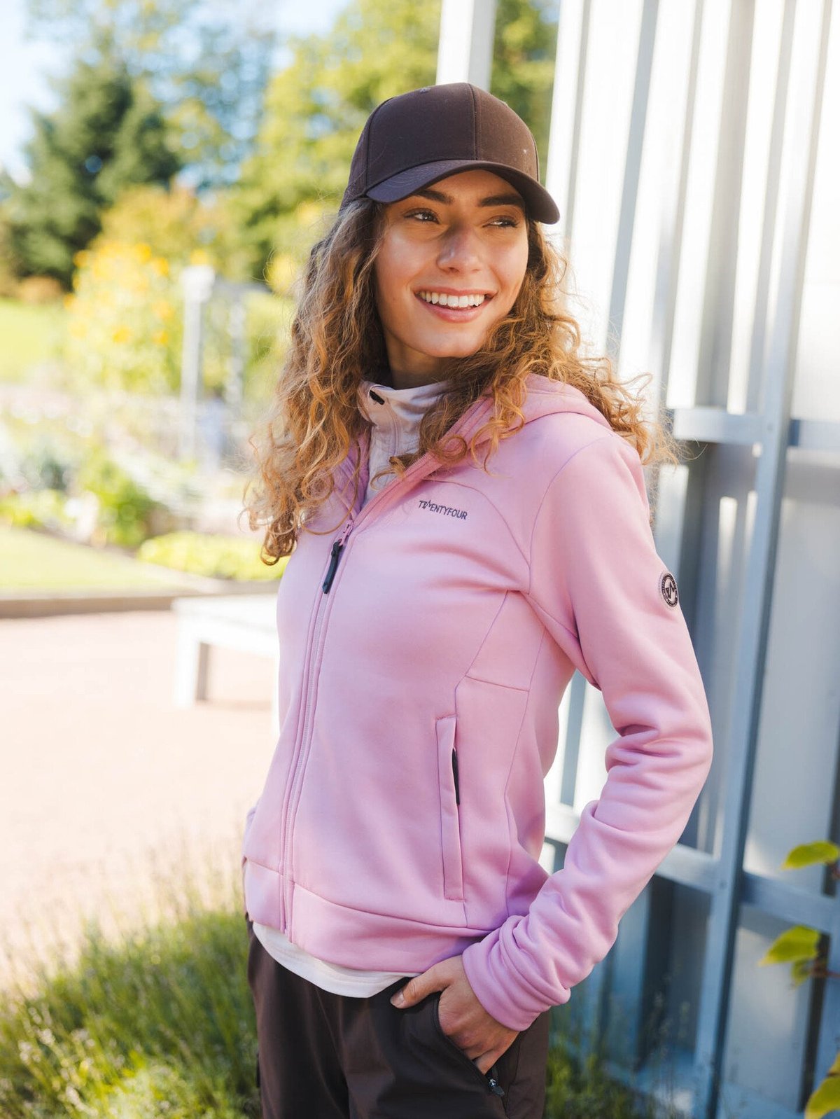 Twentyfour Venture Air Hoodie Tåkerosa