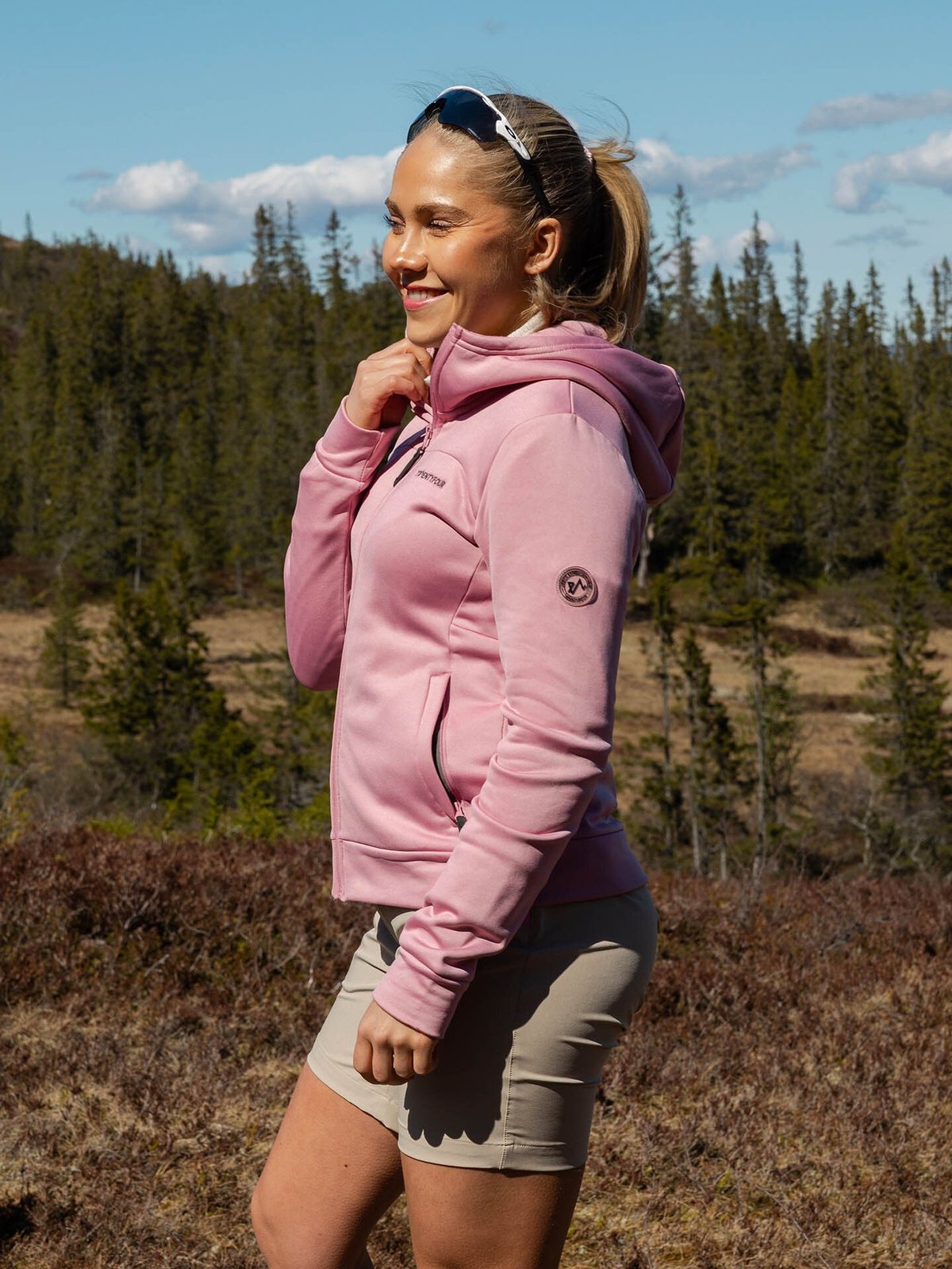 Twentyfour Venture Air Hoodie Tåkerosa