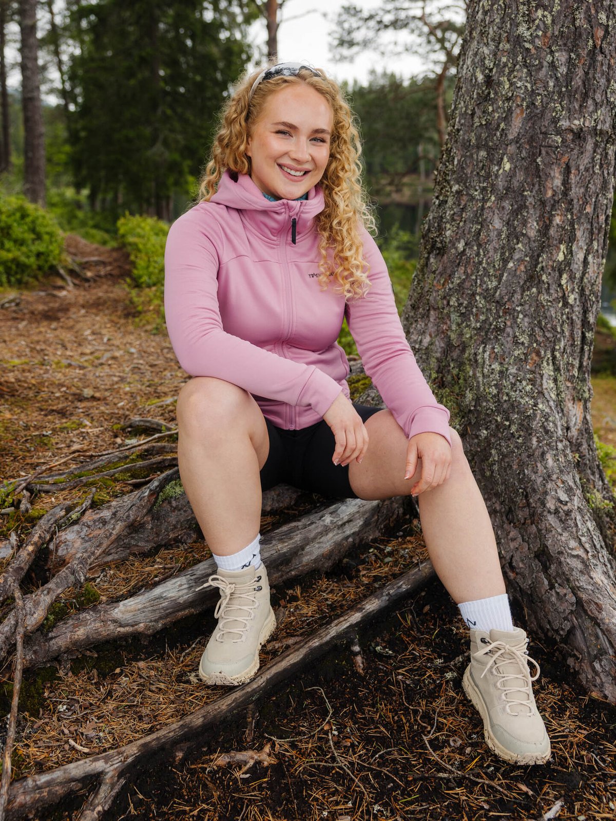 Twentyfour Venture Air Hoodie Tåkerosa