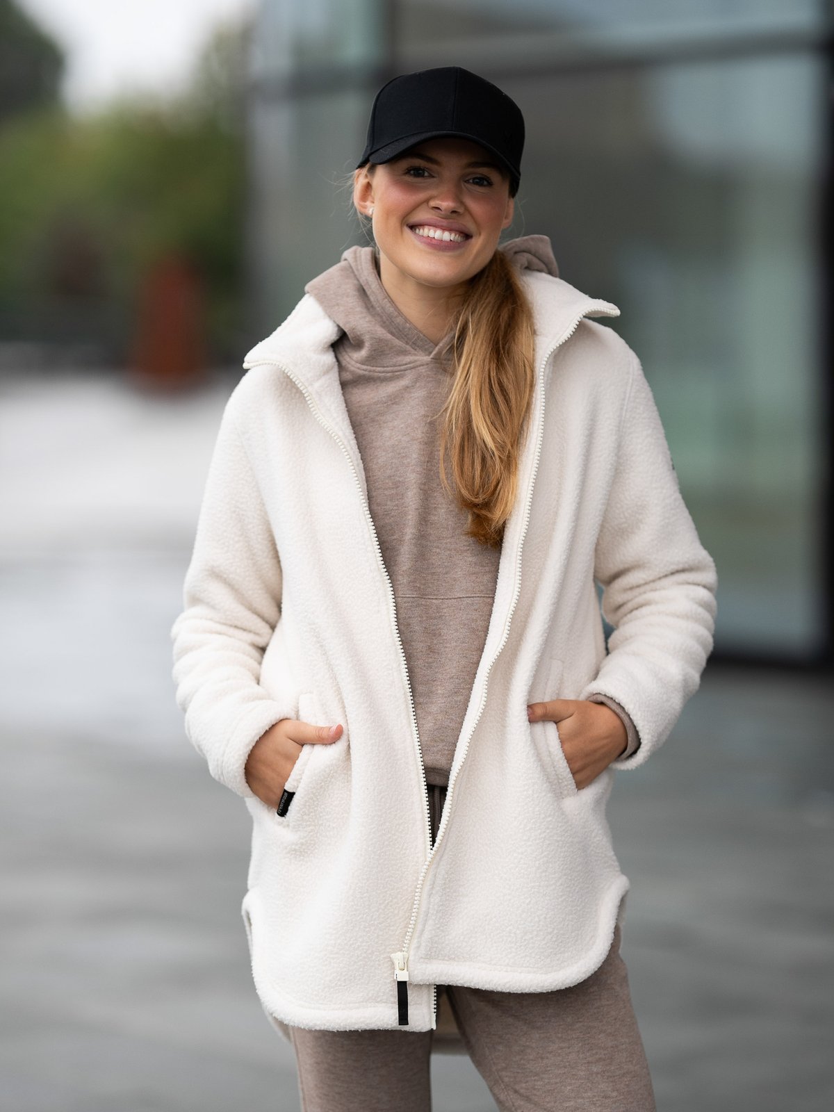 Twentyfour Mode Pile Jakke Gråhvit