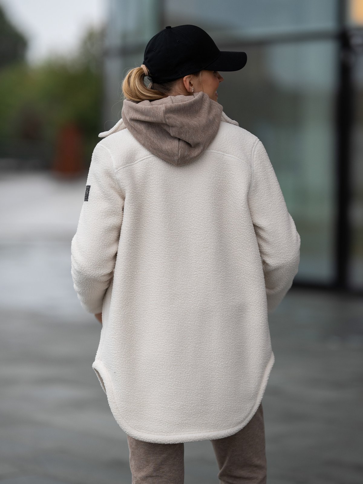 Twentyfour Mode Pile Jakke Gråhvit