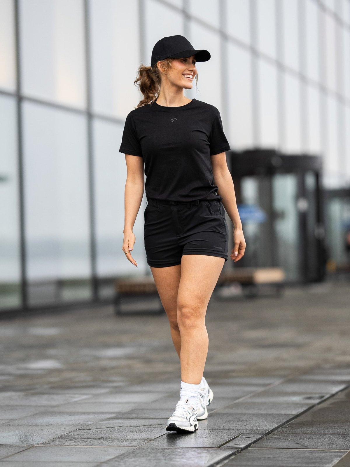 Twentyfour & T-skjorte Sort