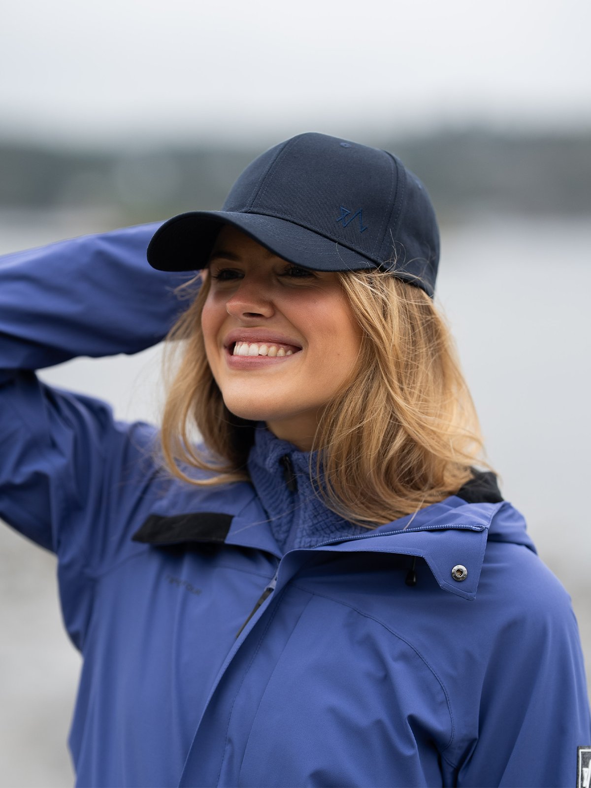 Twentyfour & Brand Cap Marine