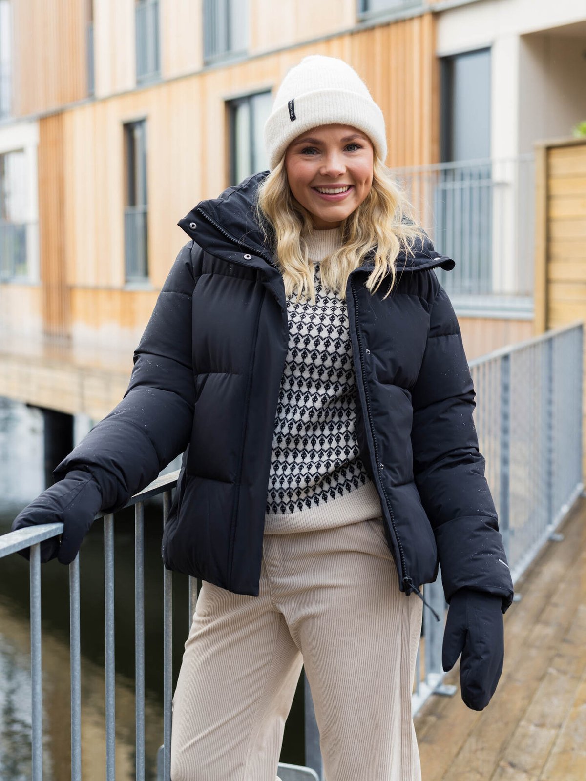 Twentyfour Mode Mia Puffer Sort