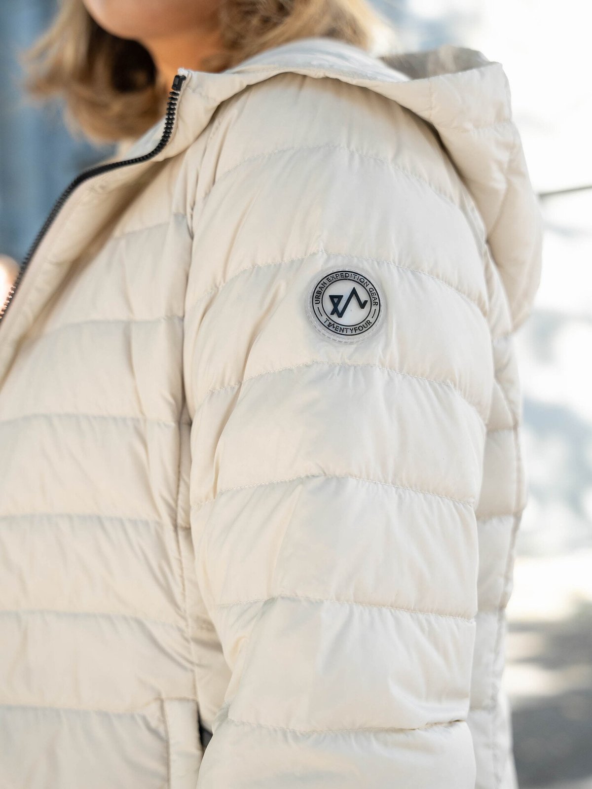 Twentyfour Aurora Lett Dunjakke Gråhvit