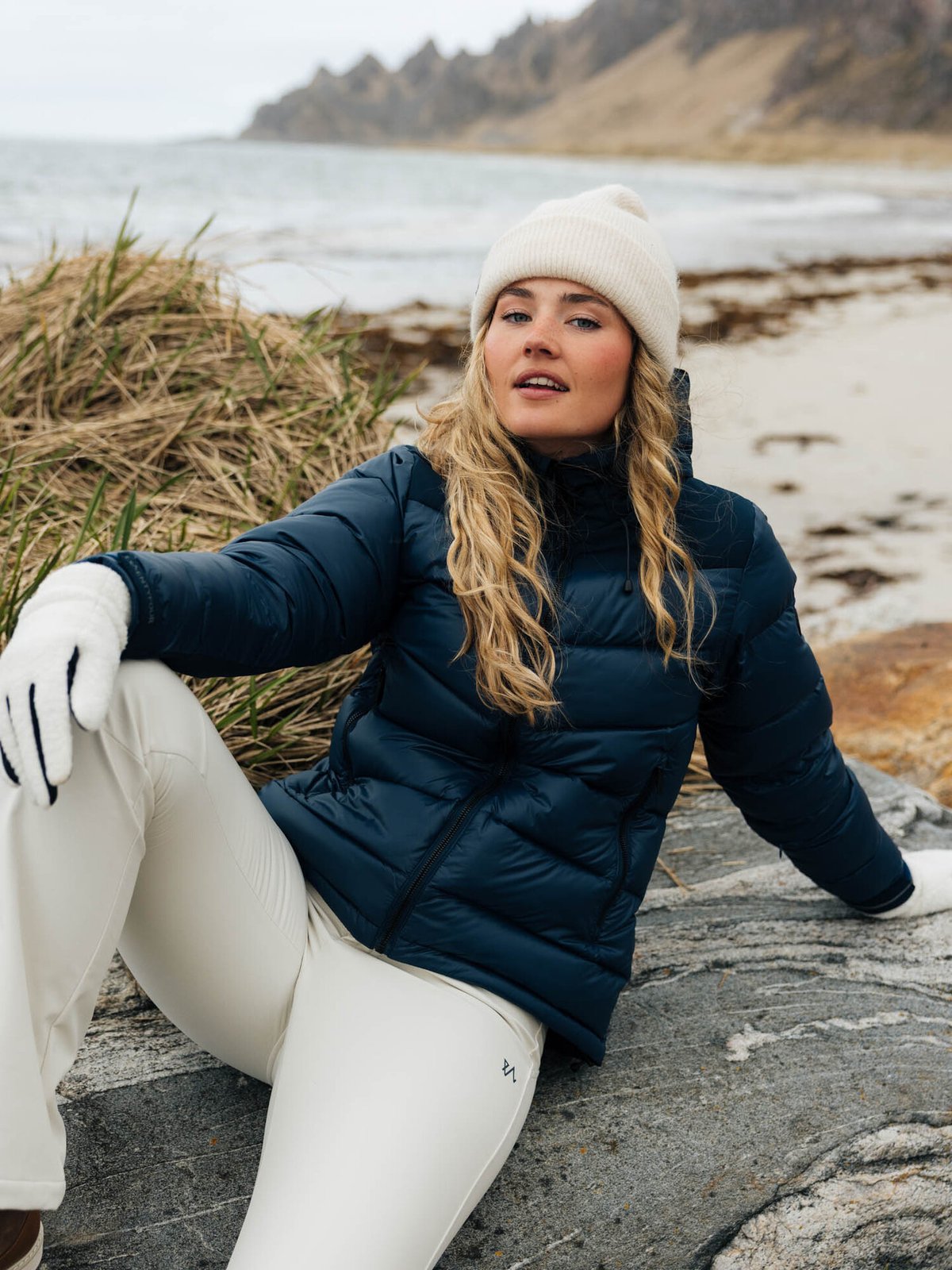 Twentyfour Aurora Warm Dunjakke Marine