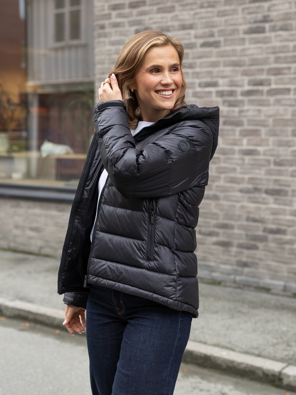 Twentyfour Aurora Warm Dunjakke Sort
