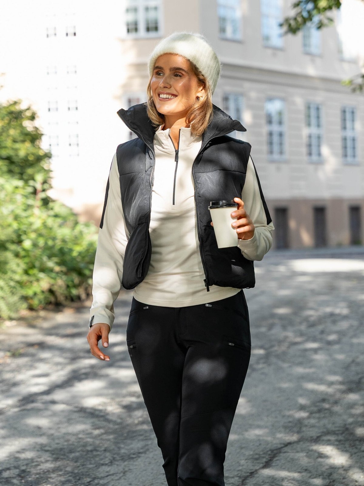 Twentyfour Mode Ava Puffy Vest Sort