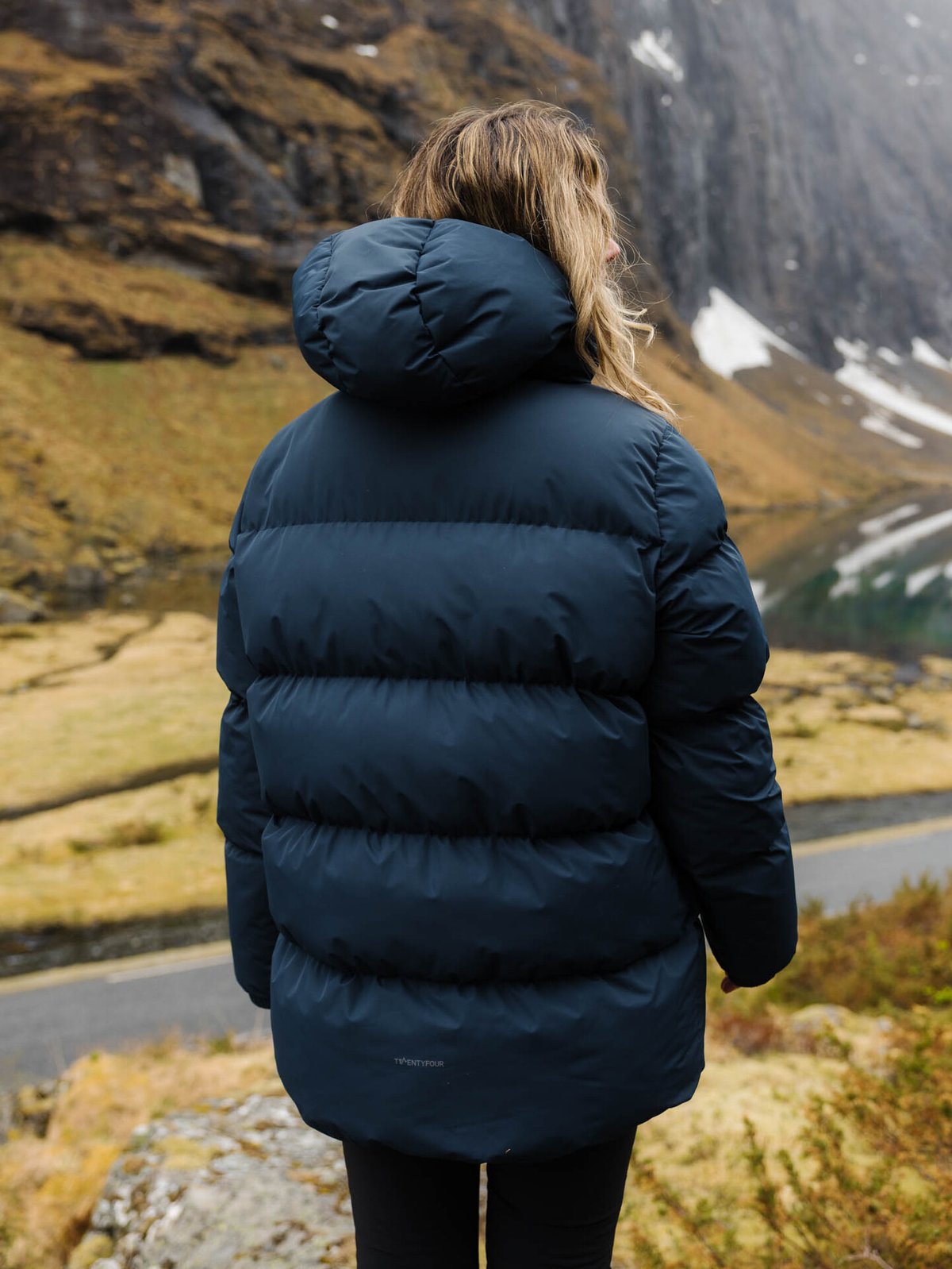 Twentyfour Aurora Arctic Puffer Marine