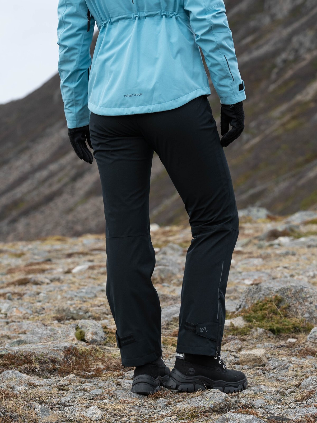 Twentyfour Aurora 2-Lags Skallbukse Sort