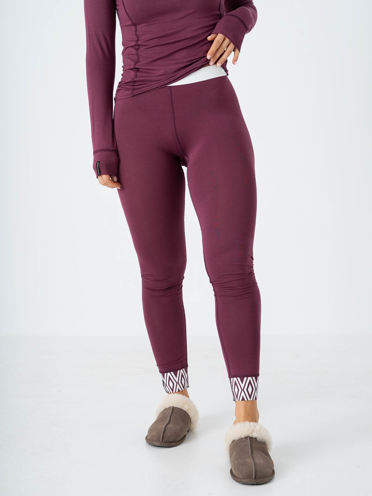 Twentyfour Aurora Inca Sett Mørk Burgunder