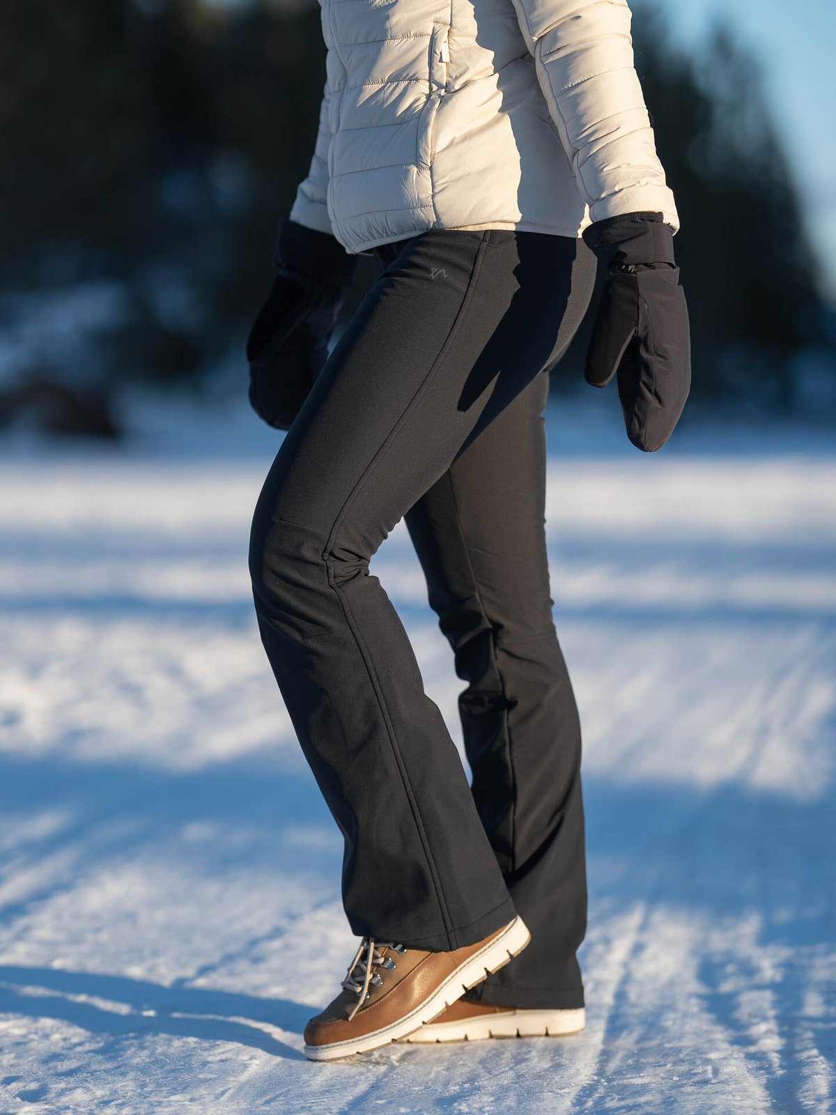 Twentyfour Aurora Resort Bukse Sort