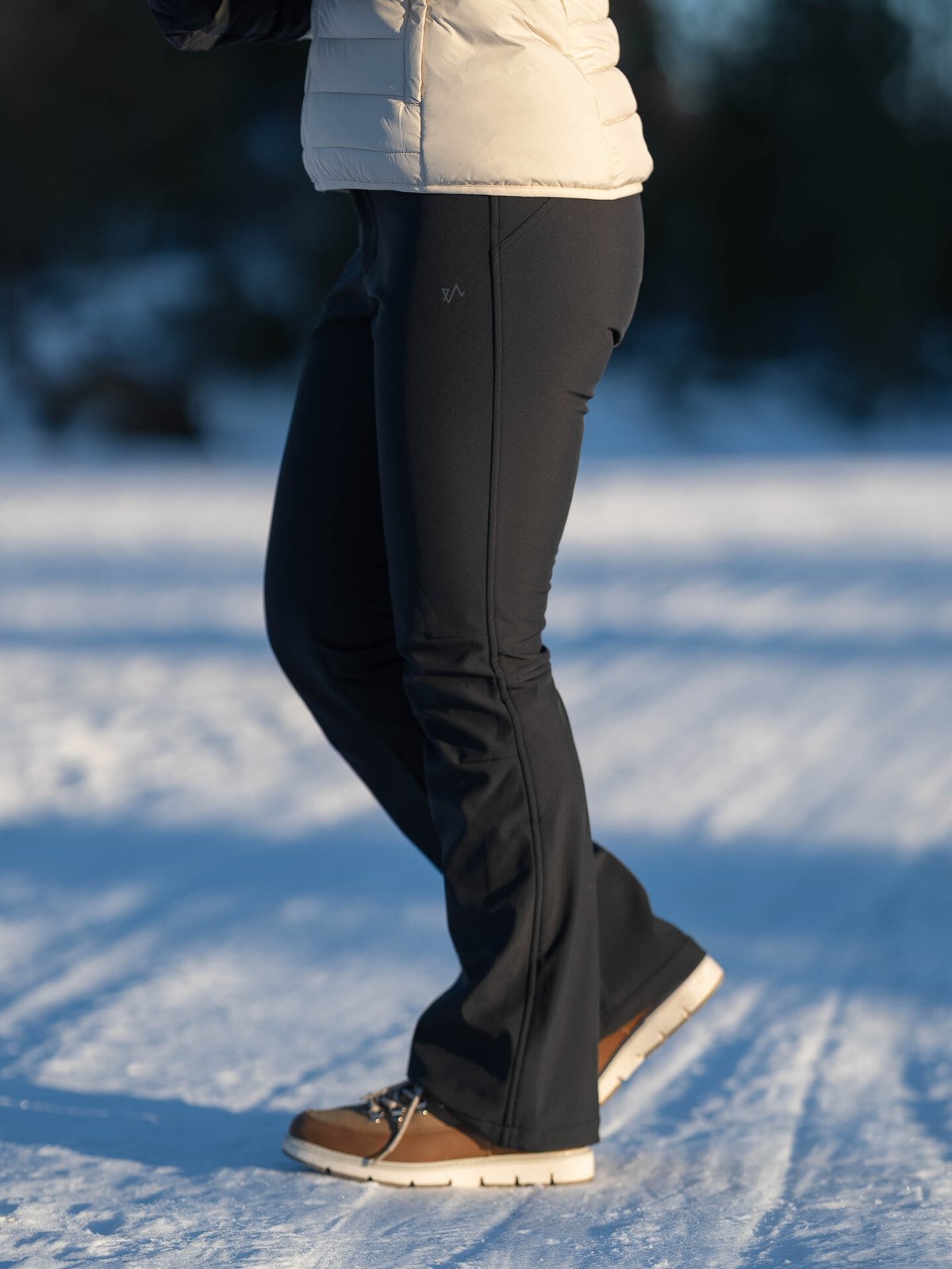 Twentyfour Aurora Resort Bukse Sort