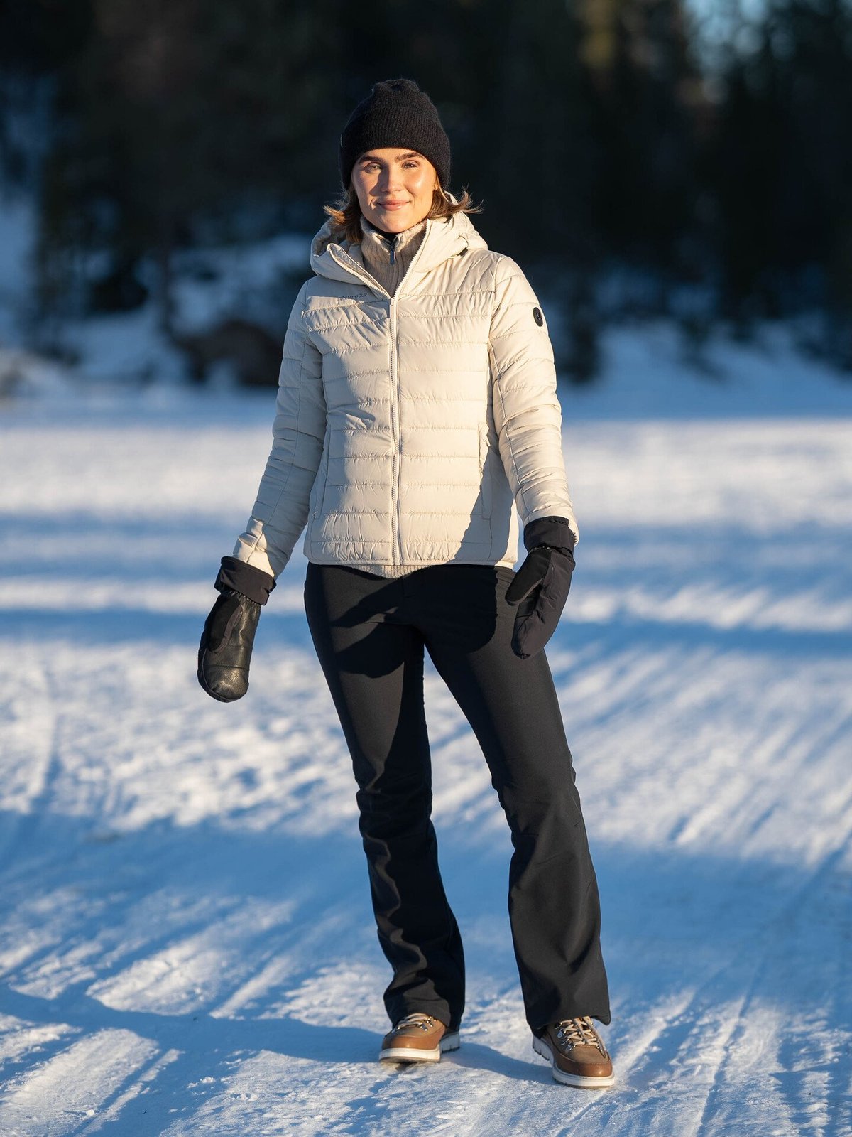 Twentyfour Aurora Resort Bukse Sort