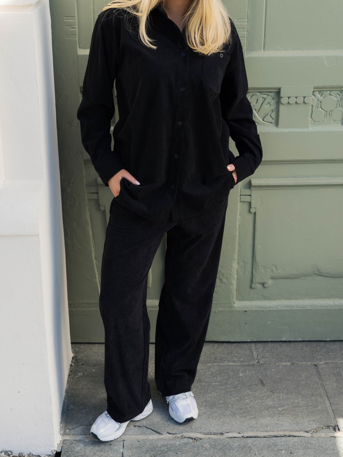 Twentyfour Mode Cord Skjorte Sort