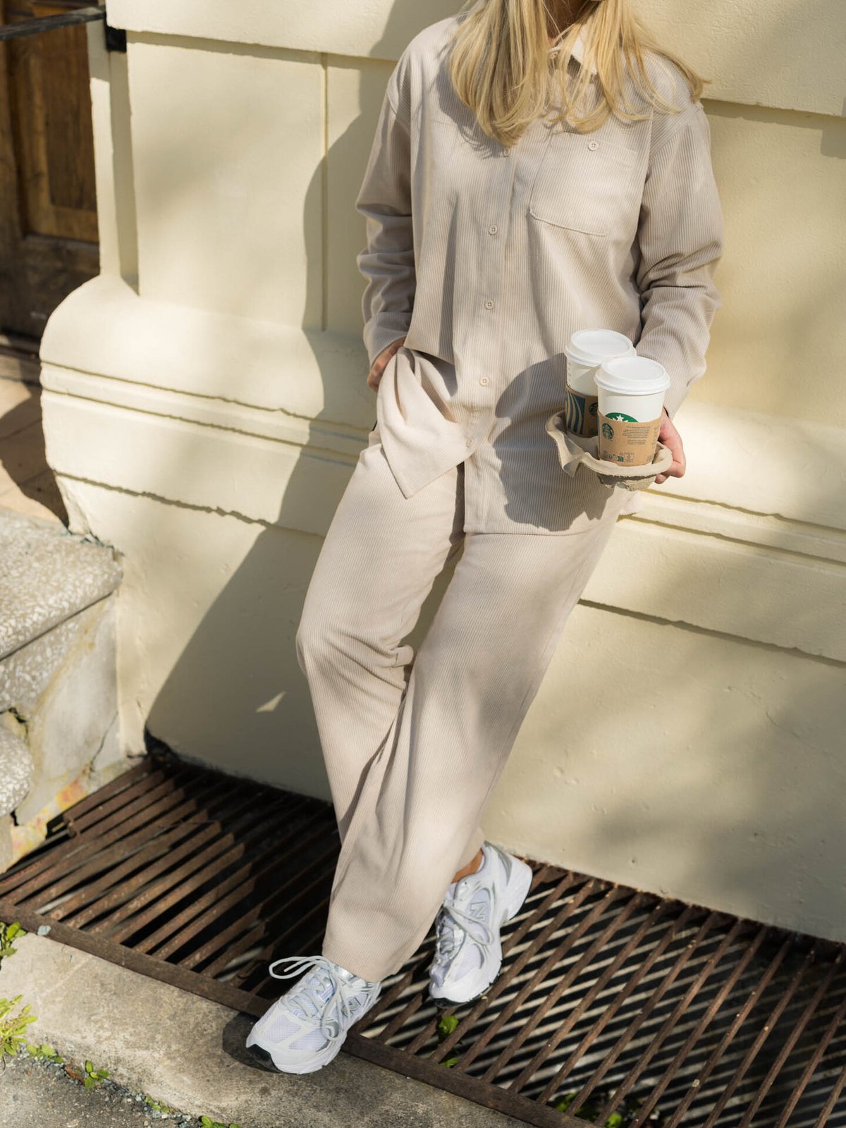 Twentyfour Mode Cord Bukse Gråhvit