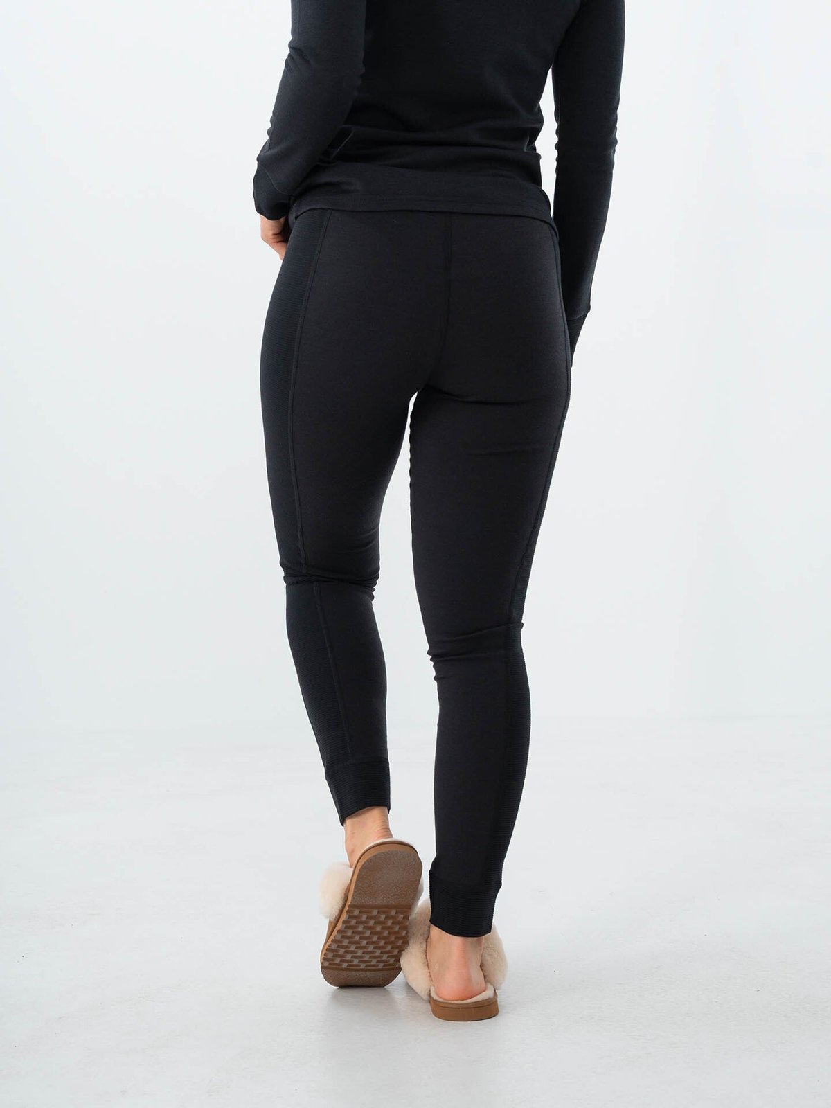 Twentyfour Aurora Oda Ulltights Sort