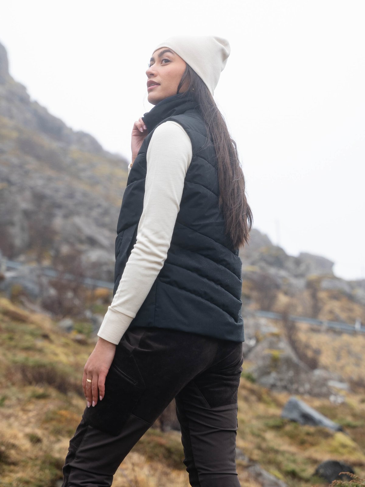 Twentyfour Aurora Thermal Vest Sort