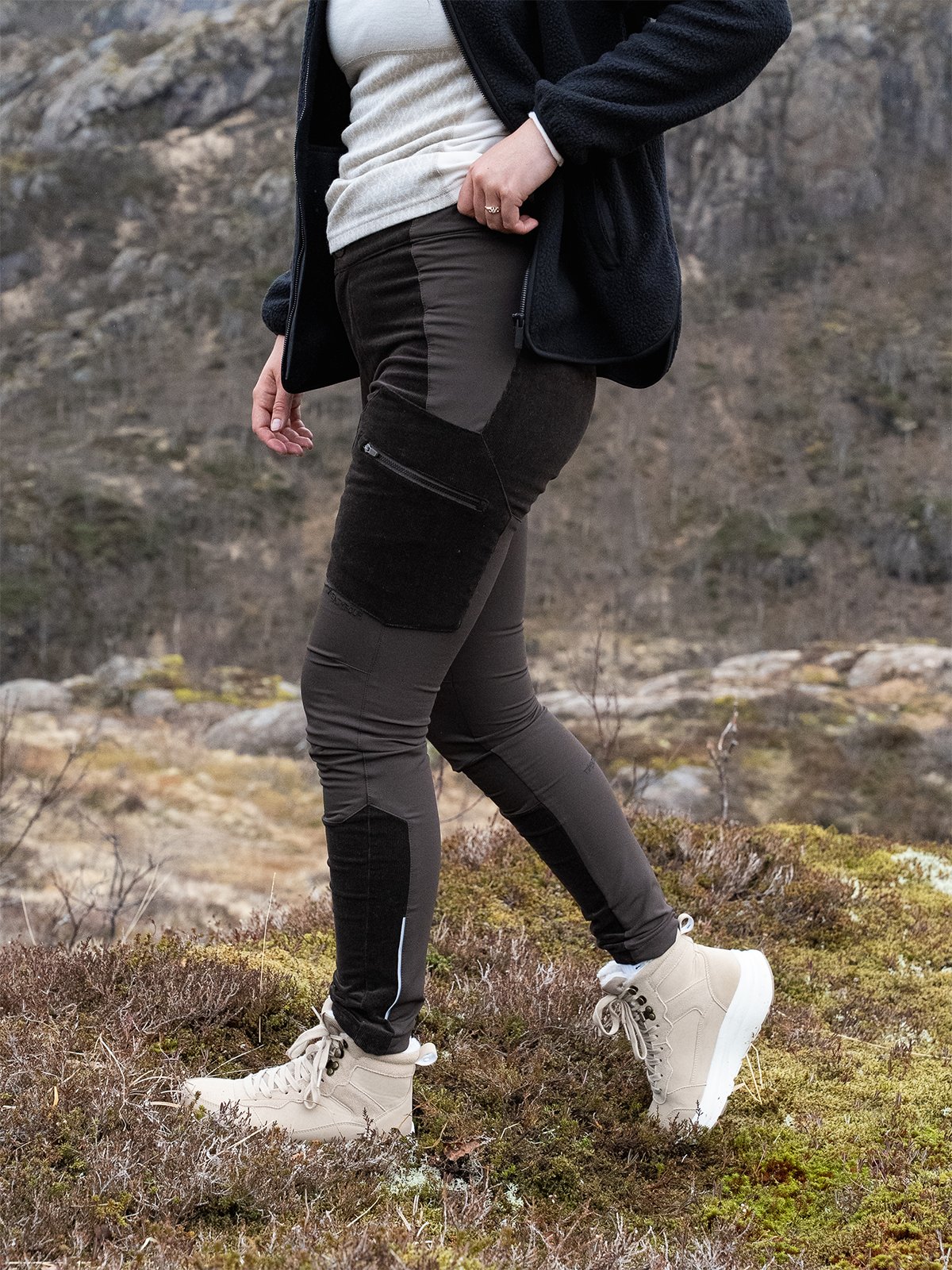 Twentyfour Aurora Shape Cordbukse Mørk Brun