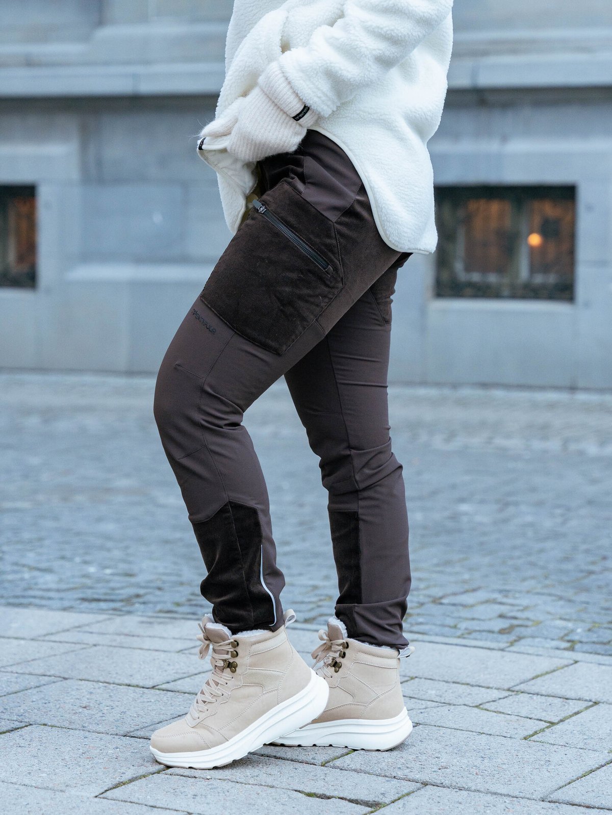 Twentyfour Aurora Shape Cordbukse Mørk Brun