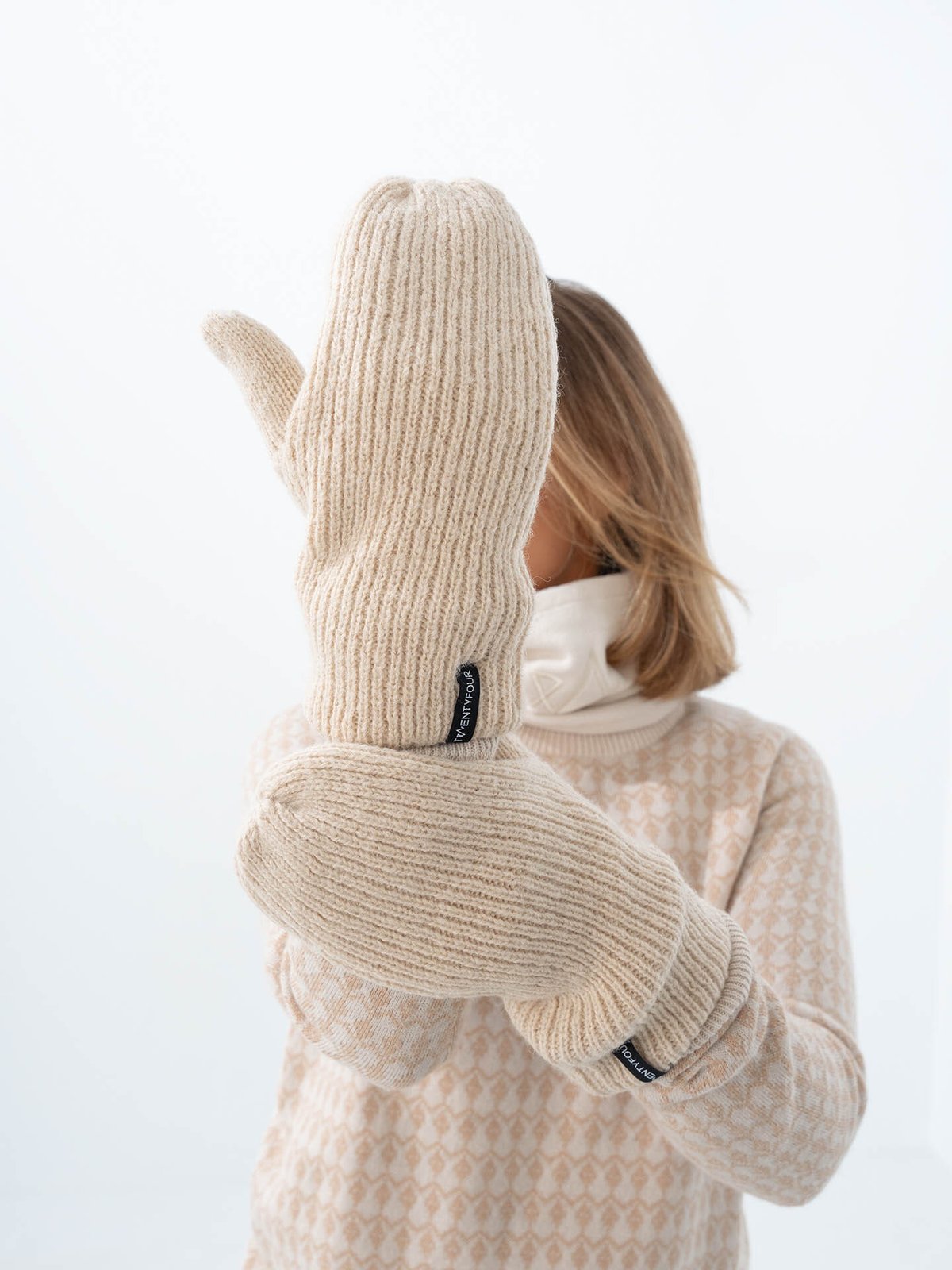 Twentyfour Aurora Ana Strikkevott Sand