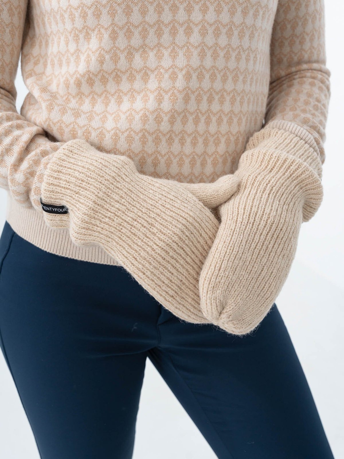 Twentyfour Aurora Ana Strikkevott Sand