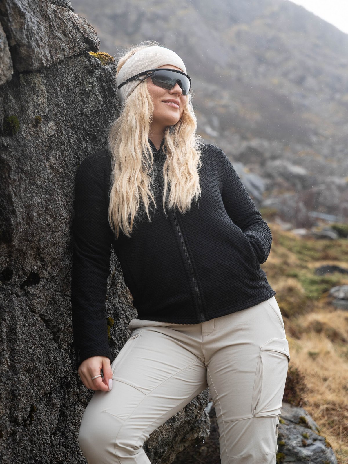 Twentyfour Aurora Basic Pannebånd Gråhvit