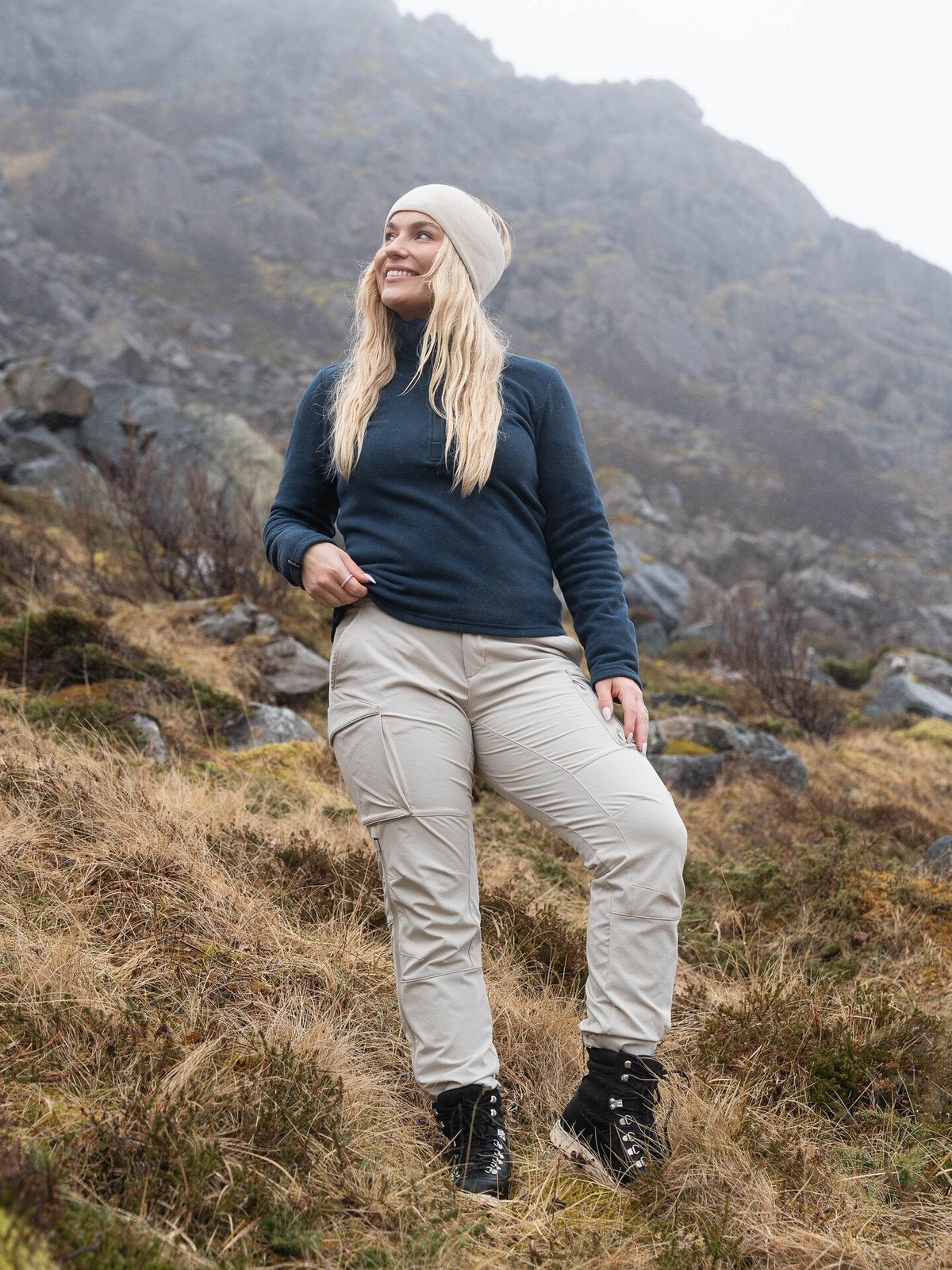 Twentyfour Aurora Basic Pannebånd Gråhvit