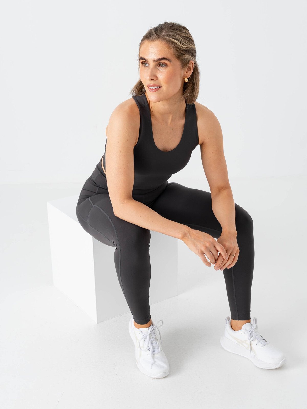 Twentyfour Nina Tights Skyggesort