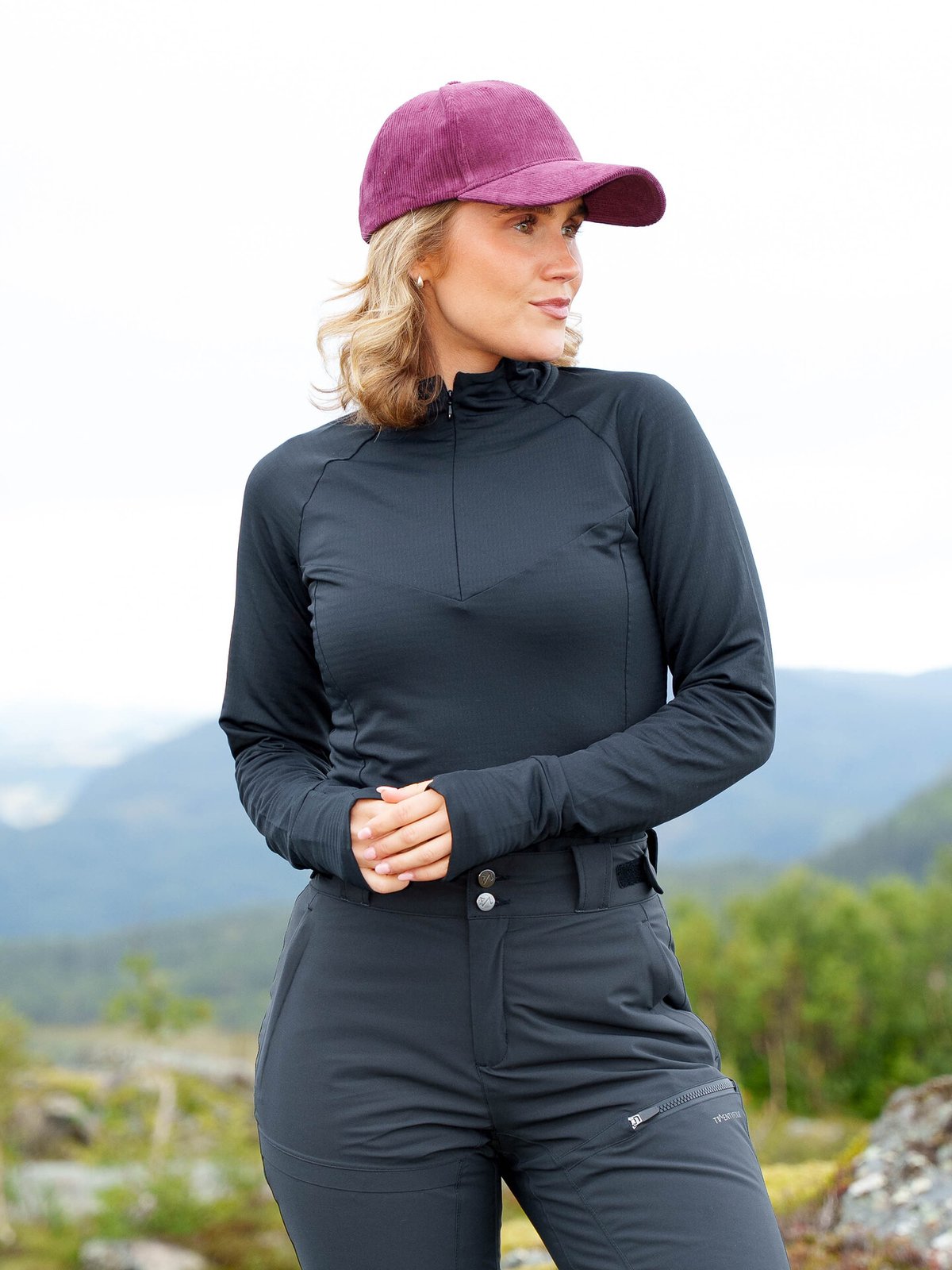 Twentyfour Aurora Air Half Zip Sort