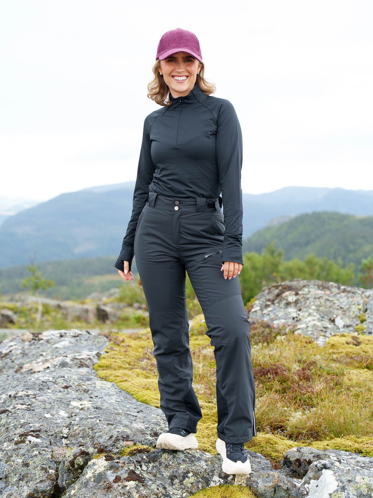 Twentyfour Aurora Air Half Zip Sort