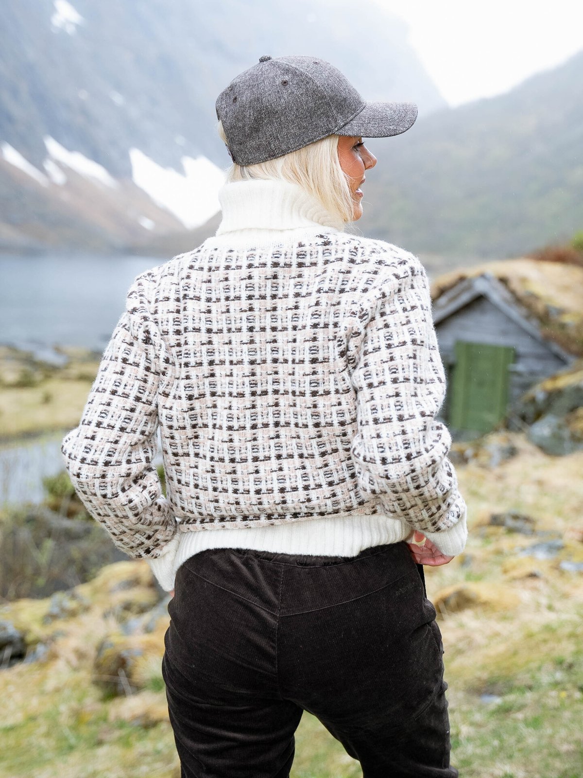 Twentyfour Aurora Arctic Ullgenser Hvit