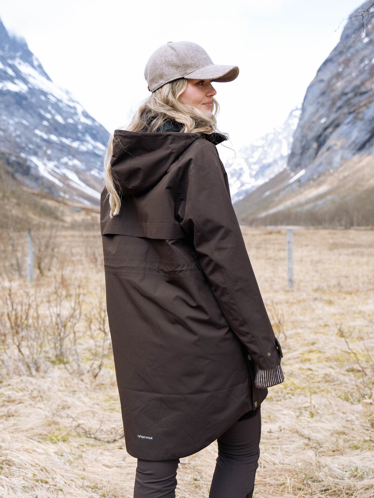 Twentyfour Legacy Saga Shell Anorak Mørk brun