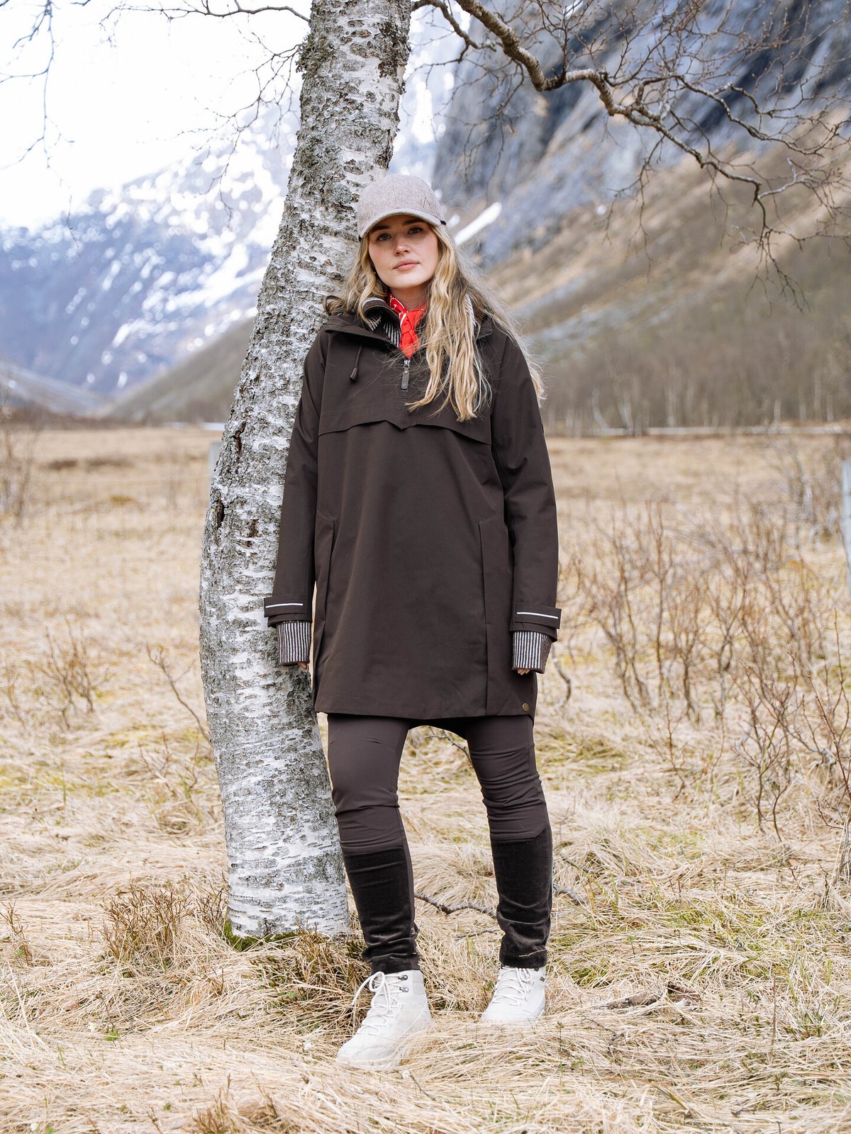 Twentyfour Legacy Saga Shell Anorak Mørk brun