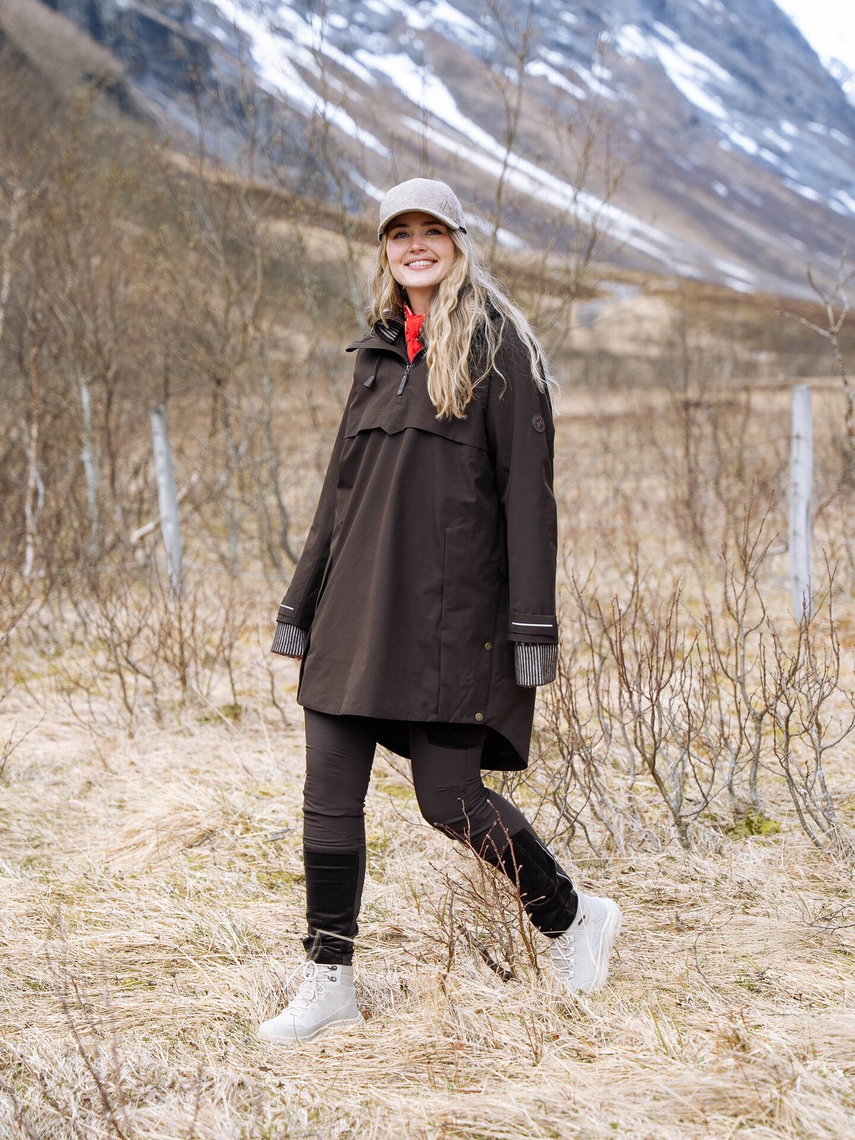 Twentyfour Legacy Saga Shell Anorak Mørk brun