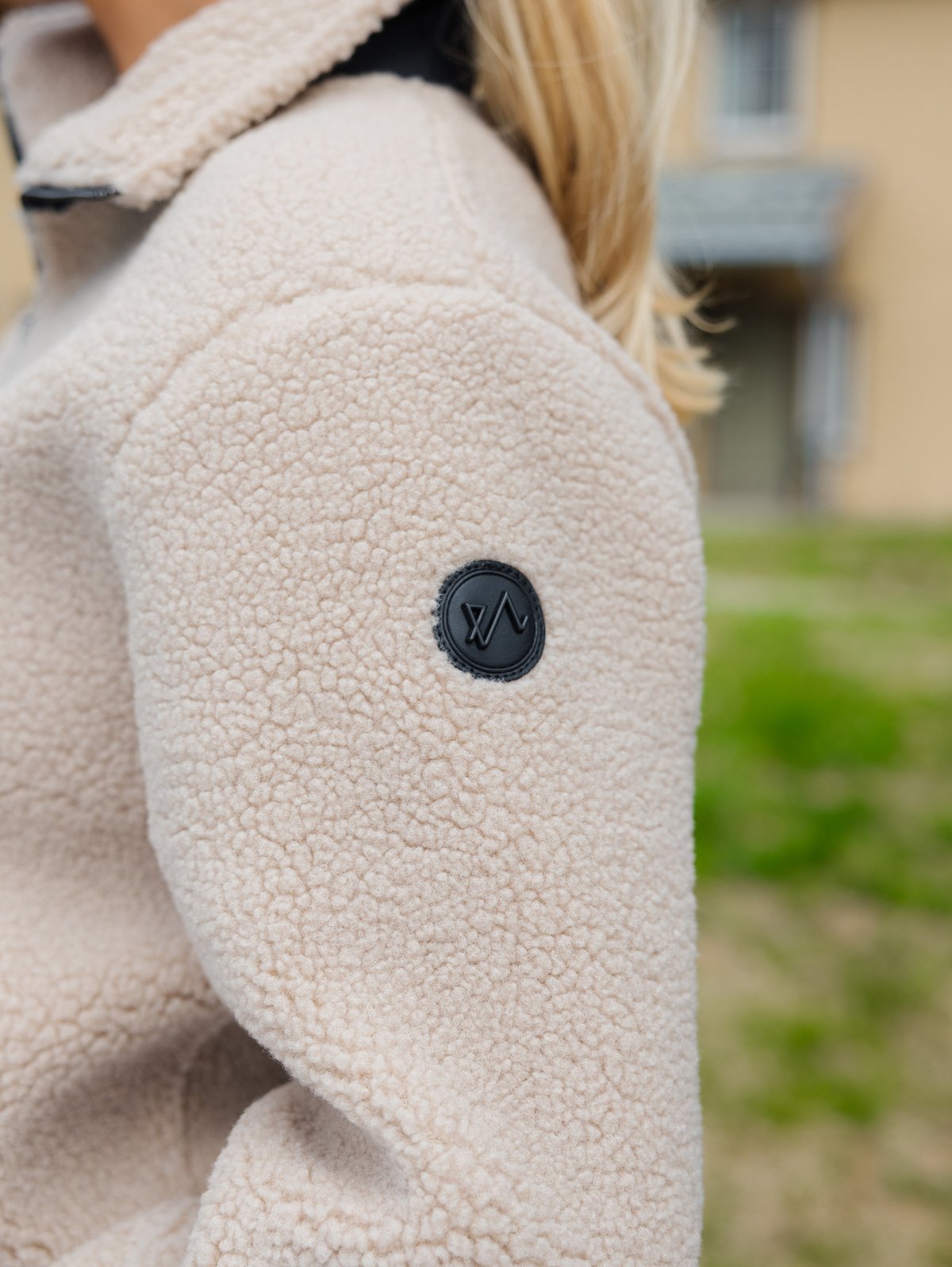 Twentyfour Popsi Pile Jakke Beige og sort