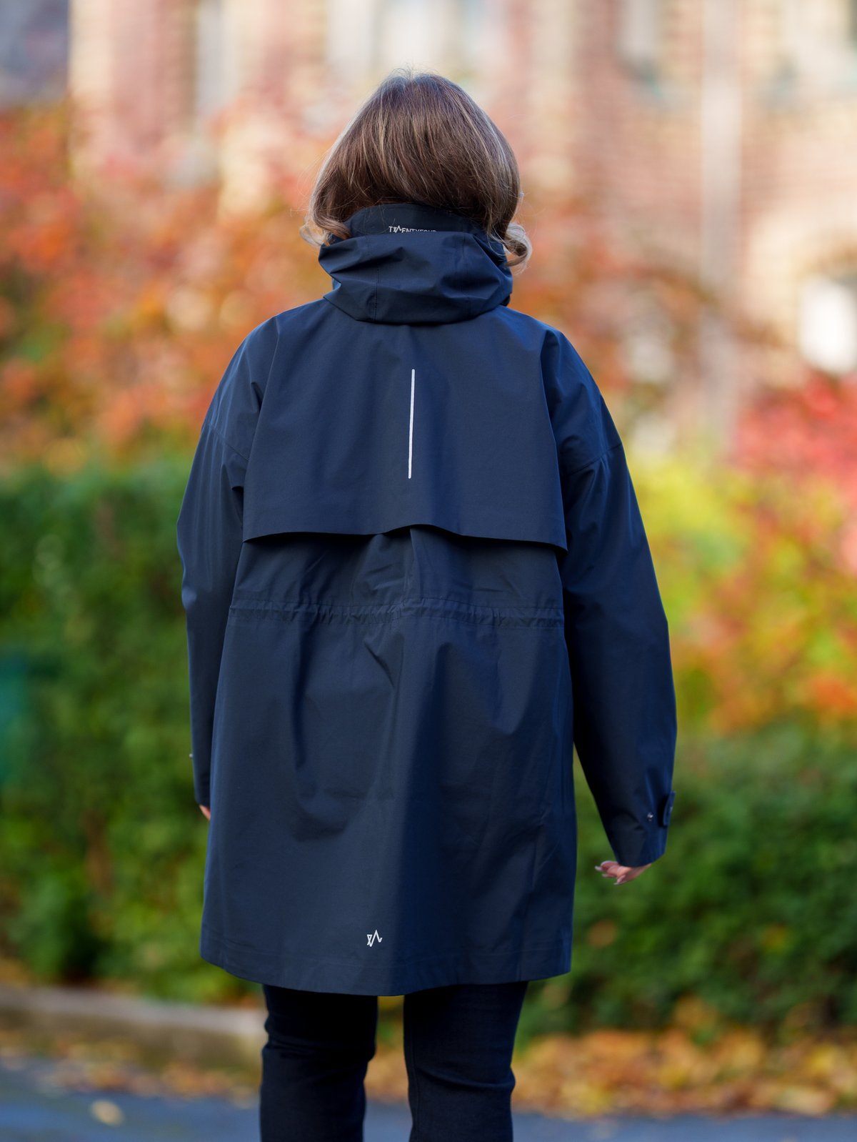 Twentyfour Mode 3L Poncho D Sort