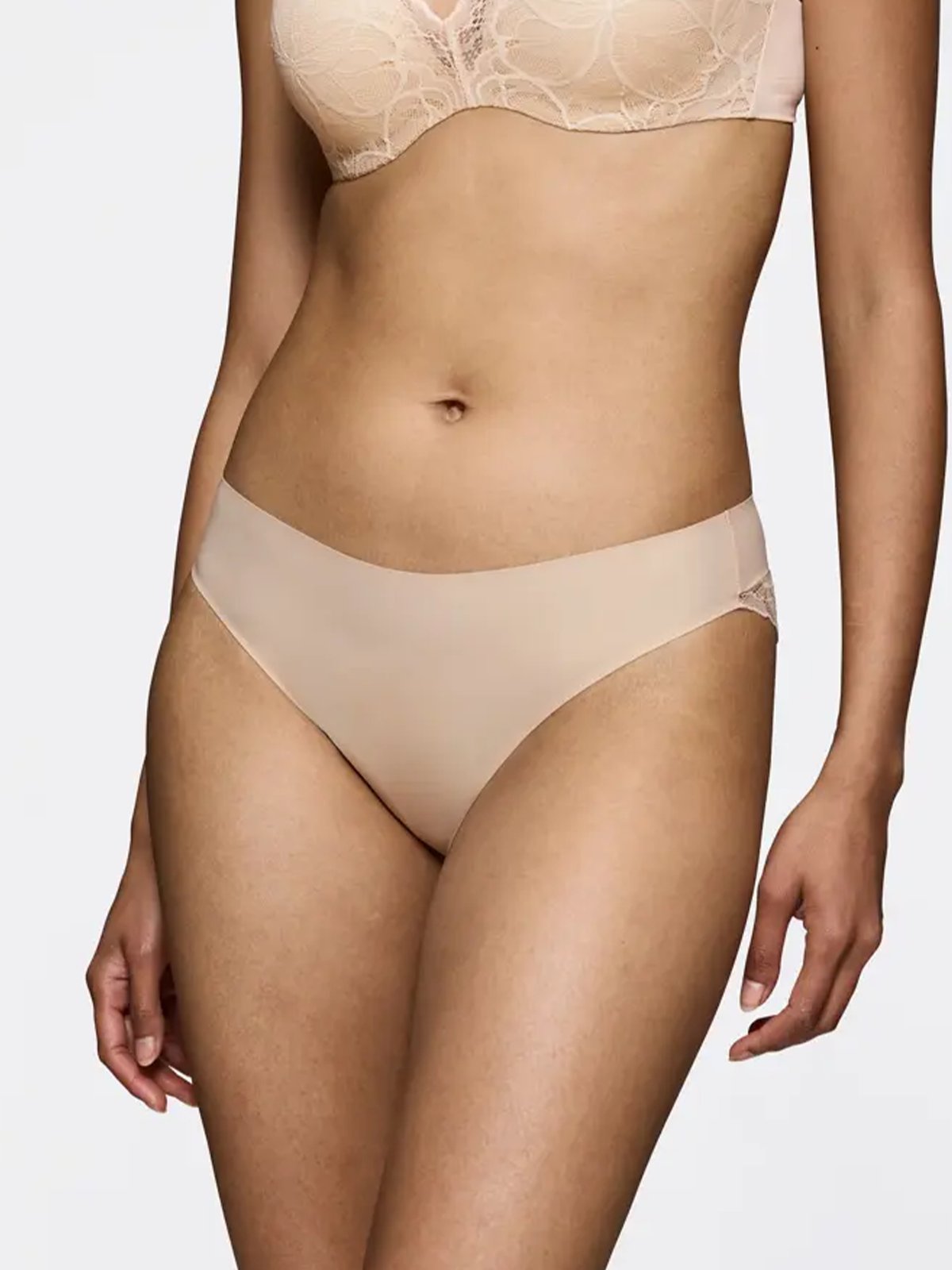 Triumph Body Make-Up Illusion Lace Highleg Tai Nude Beige