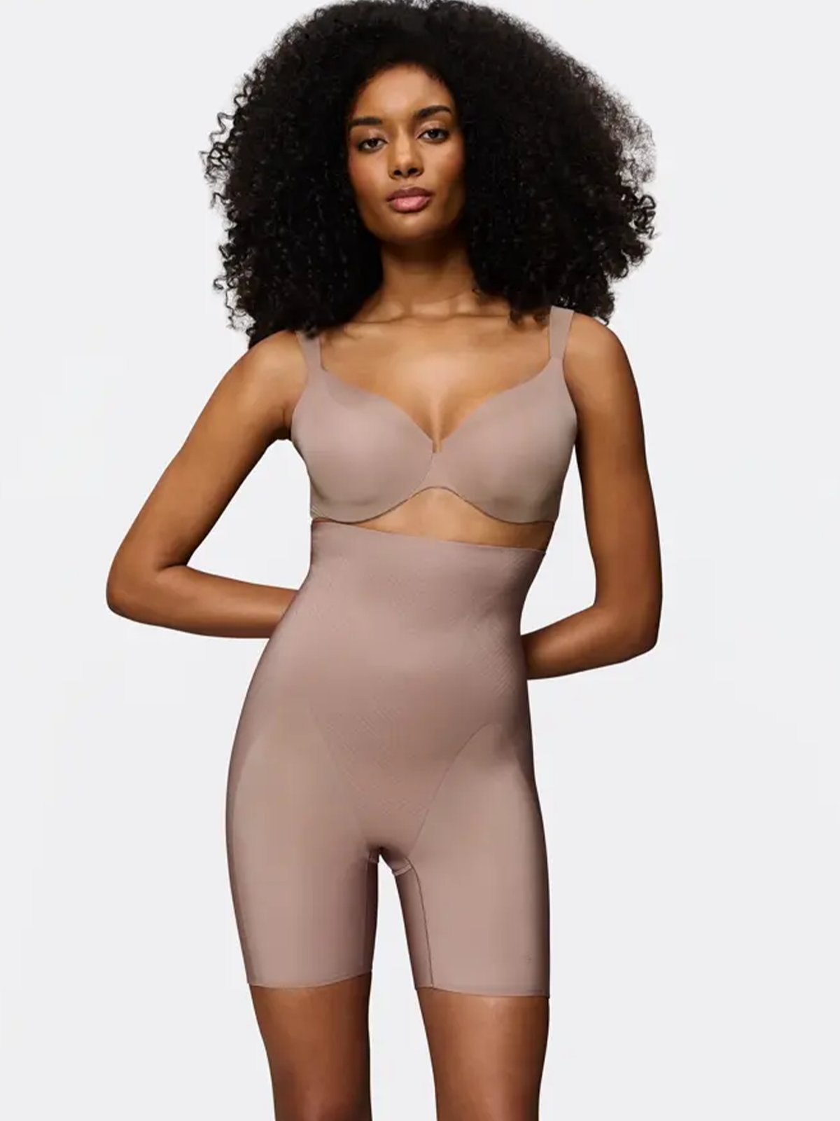 Triumph Body Make-Up Illusion Curve Super High Waist Mid-Thigh Chocolate Mousse