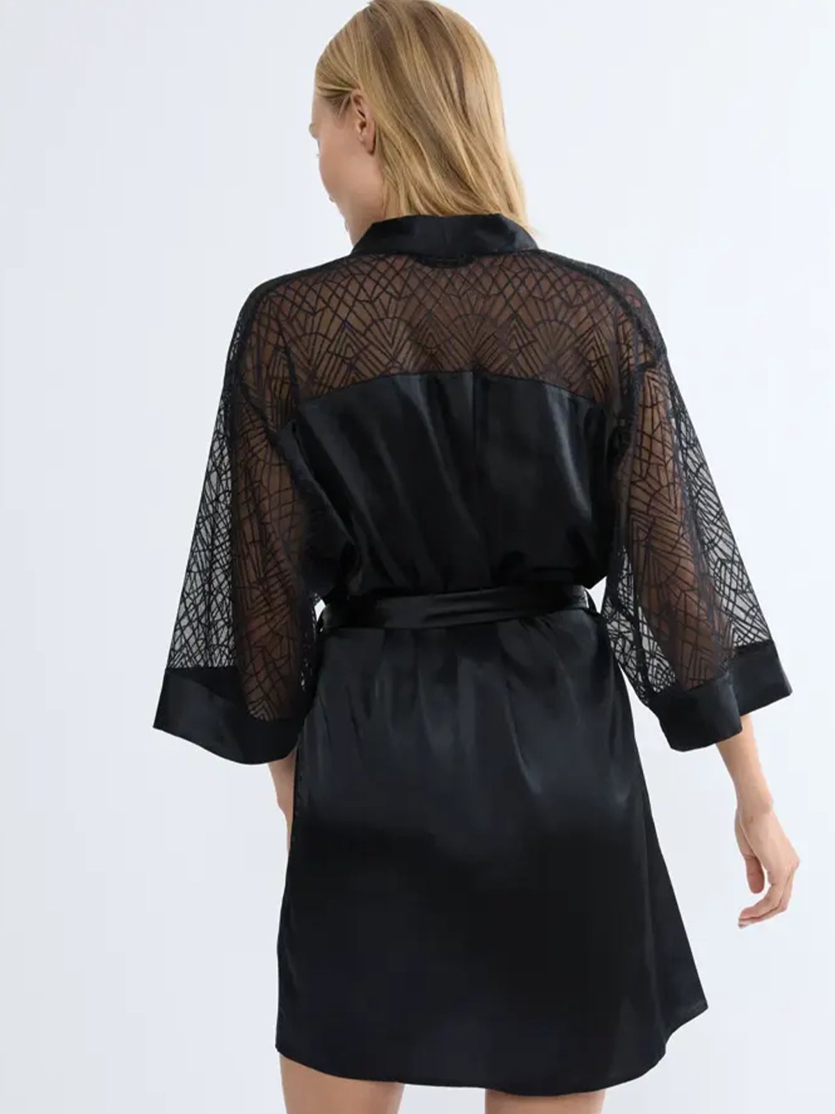 Triumph A Weekend To Remember Robe Black