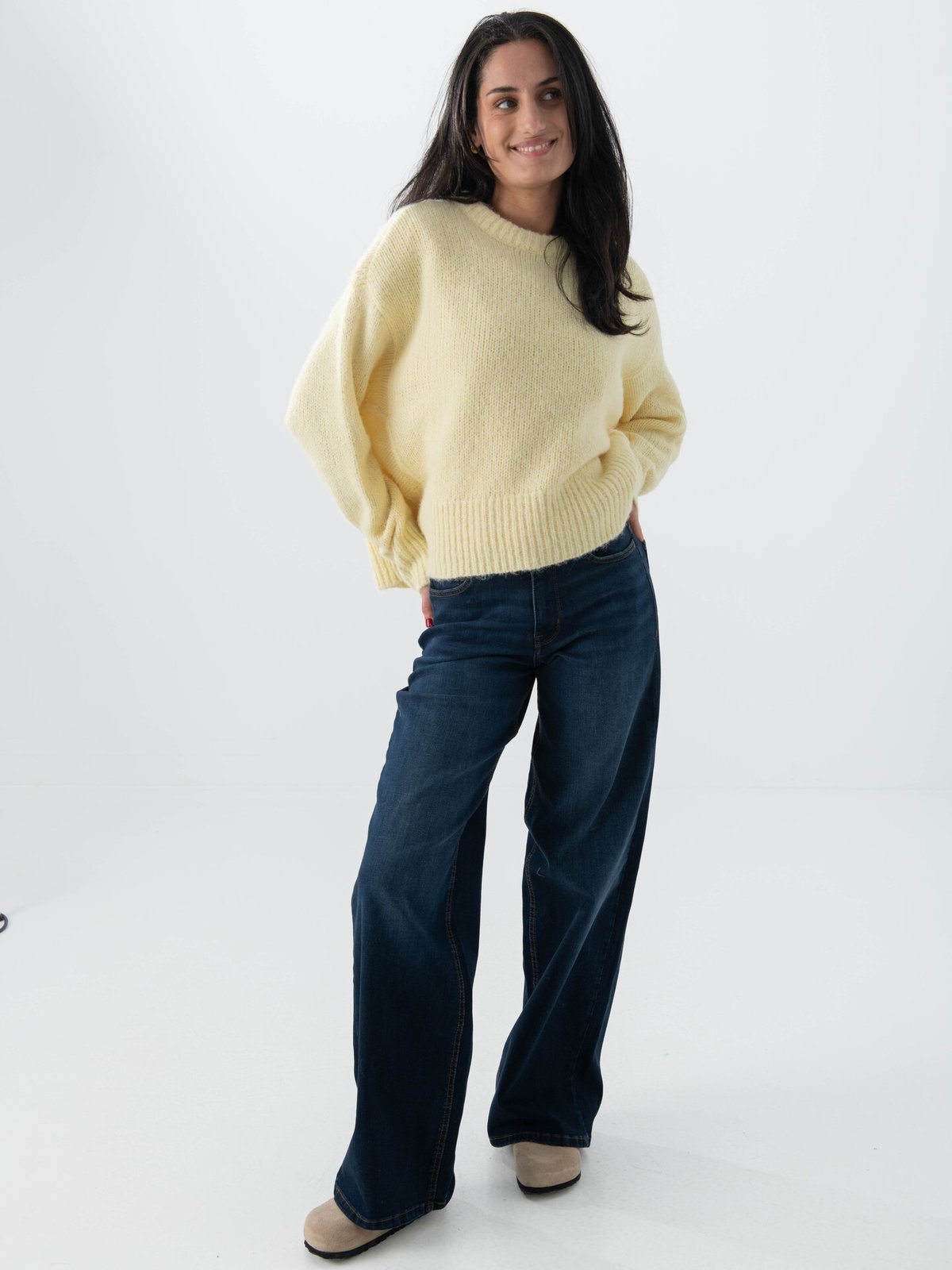 Topshop Ultimate Long Sleeve O-Neck Pullover Eggnog