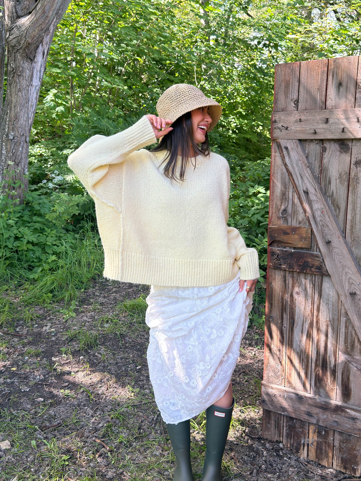 Topshop Ultimate Long Sleeve O-Neck Pullover Eggnog
