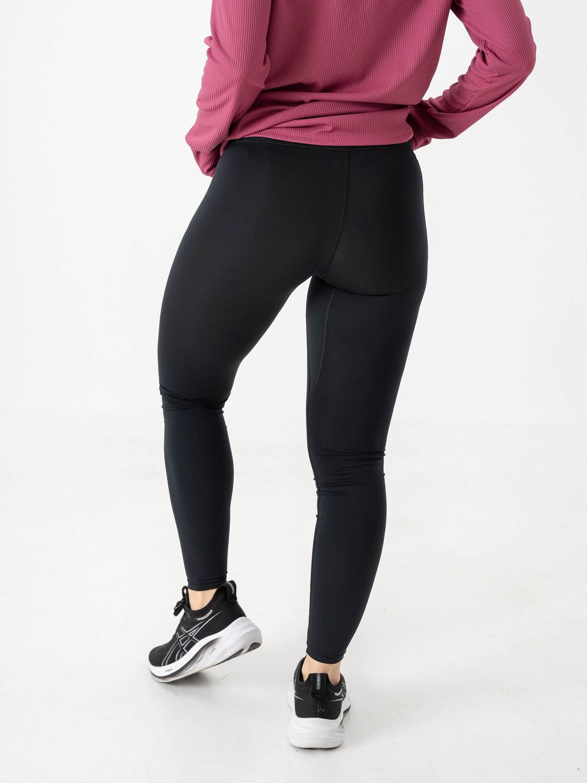 Under Armour Motion Legging EMEA 001