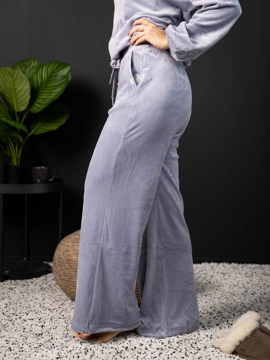 UGG W Francey Cloudy Grey