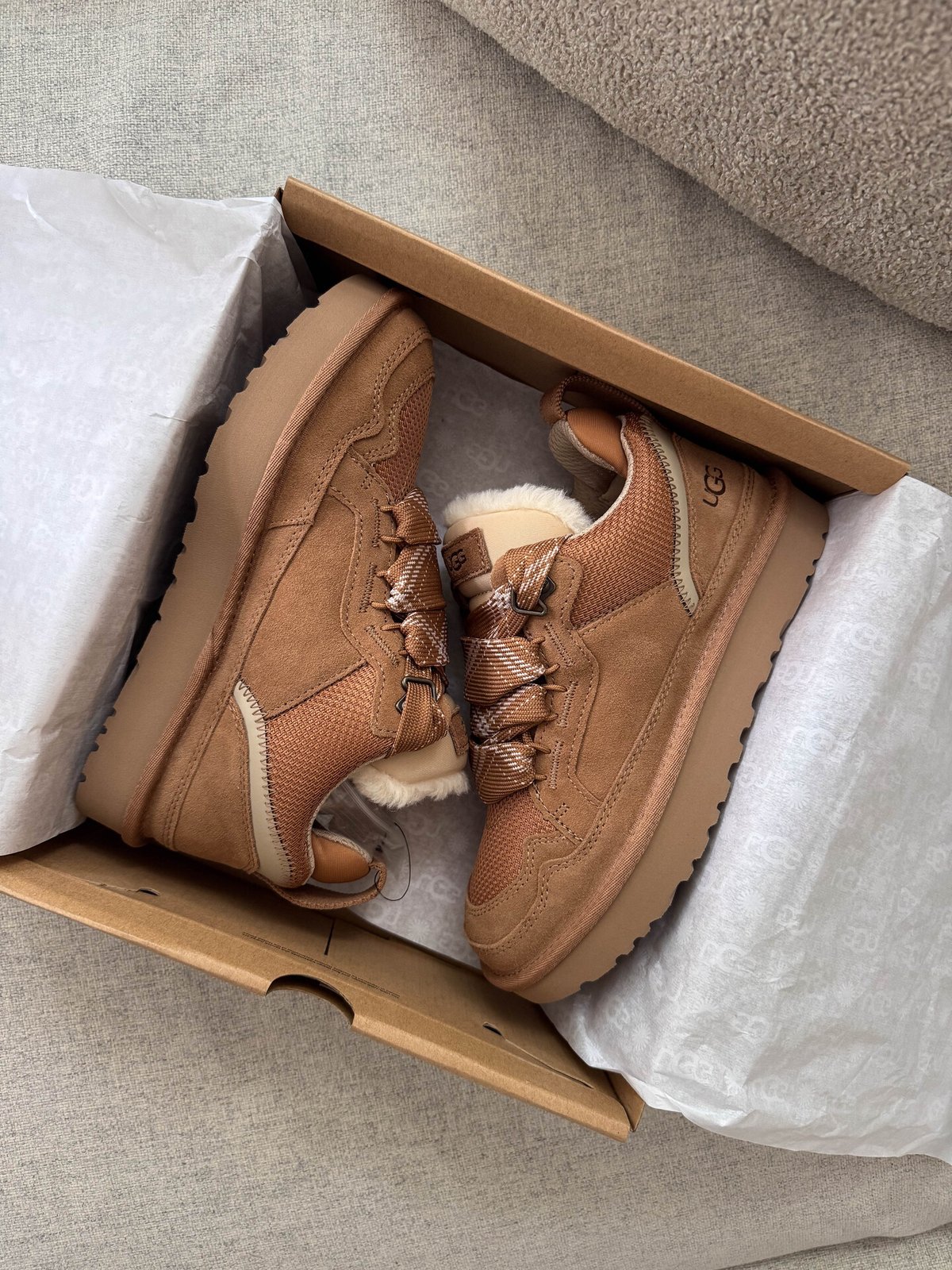UGG W Lowmel Chestnut