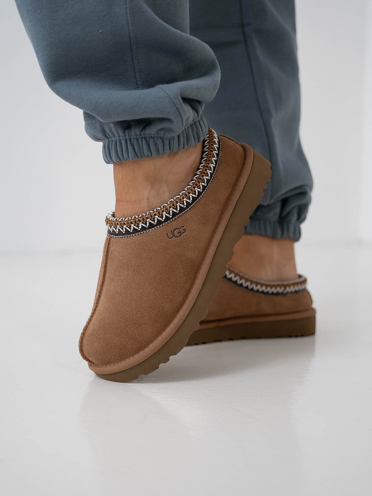 UGG Tasman Chestnut