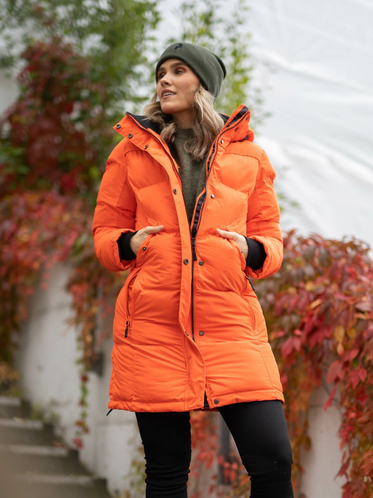 Urban Pioneers Liv Parka Flame